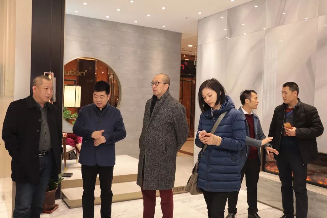 17 大唐合盛瓷磚揚(yáng)州旗艦店現(xiàn)代中式風(fēng)得到經(jīng)銷商及設(shè)計(jì)師的一致好評(píng).jpg